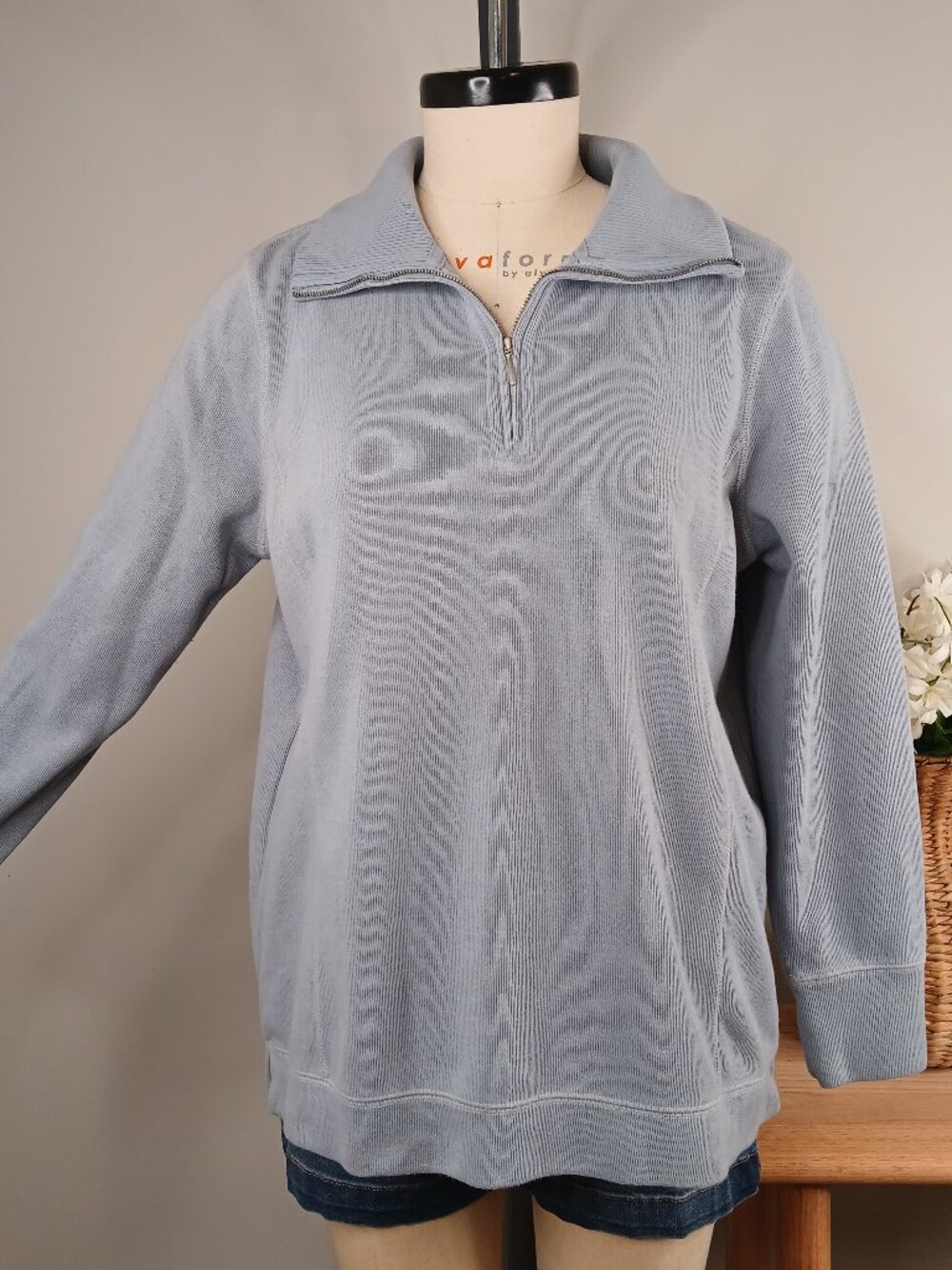 Eddie Bauer Women’s XL Pullover Zip Front Sweater Casual Cozy Layer